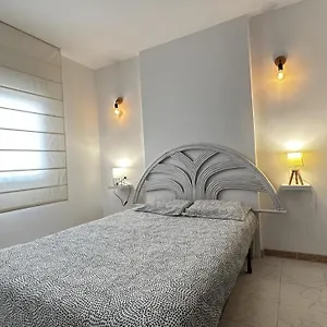 apartamento-de-playa-en-santa-margarita-roses.catalonia-hotels.com/